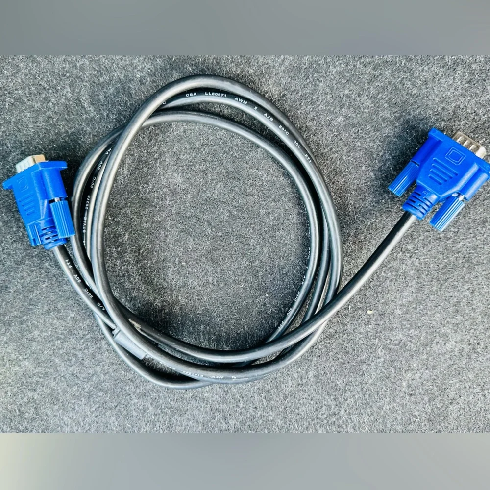 VGA port cable